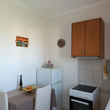 G.s. 1 Apartment